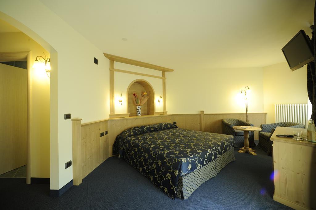 ויגו די פאסה Family Hotel Andes - Only For Family חדר תמונה